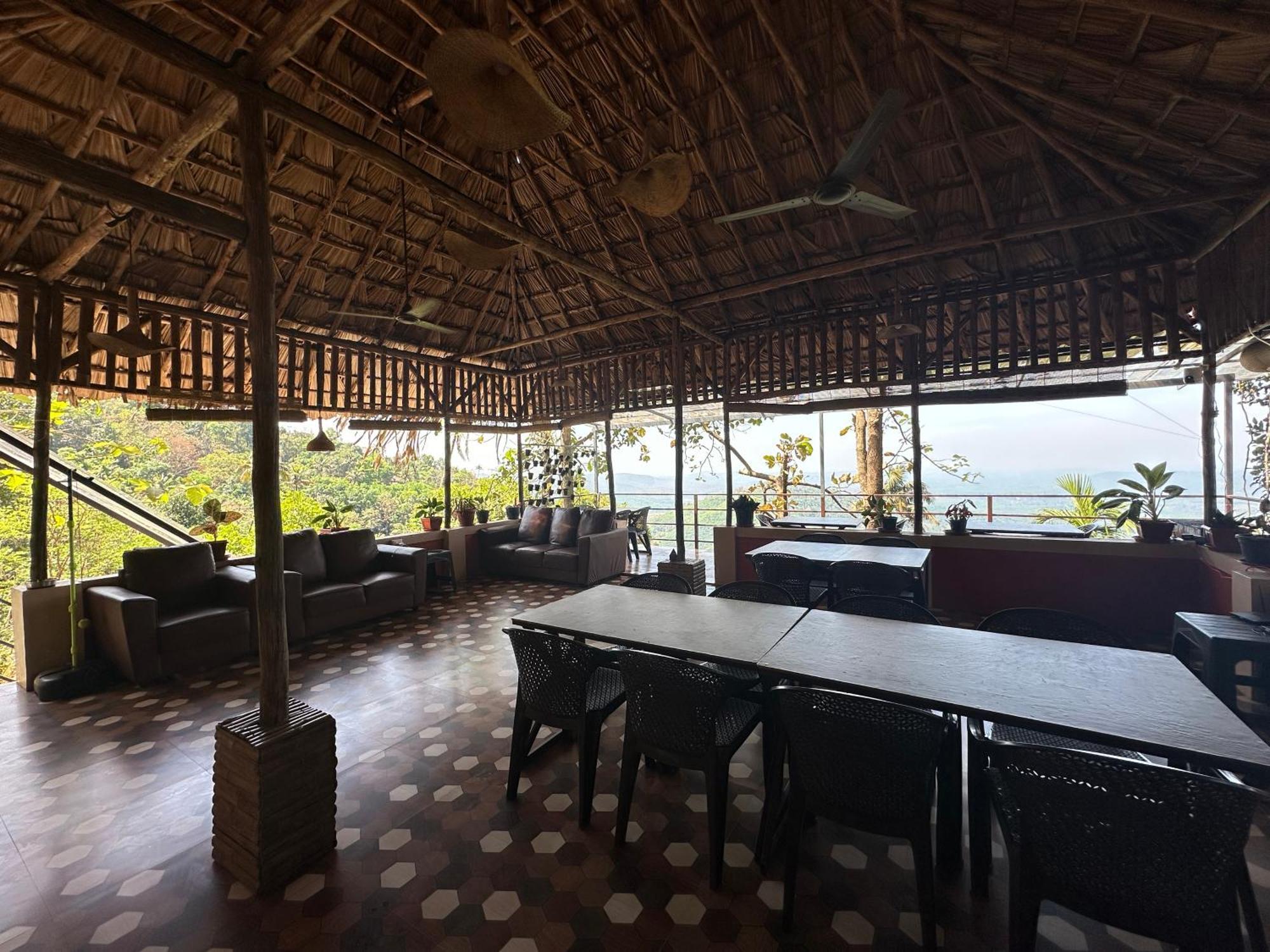 Sunset Valley Kerala Pool Resort - Serene Natural Forest Cottage Stay In Idukki With Sunrise & Sunset Panoramas, Natural Streams & Tranquil Summer Evenings Pirmed Luaran gambar