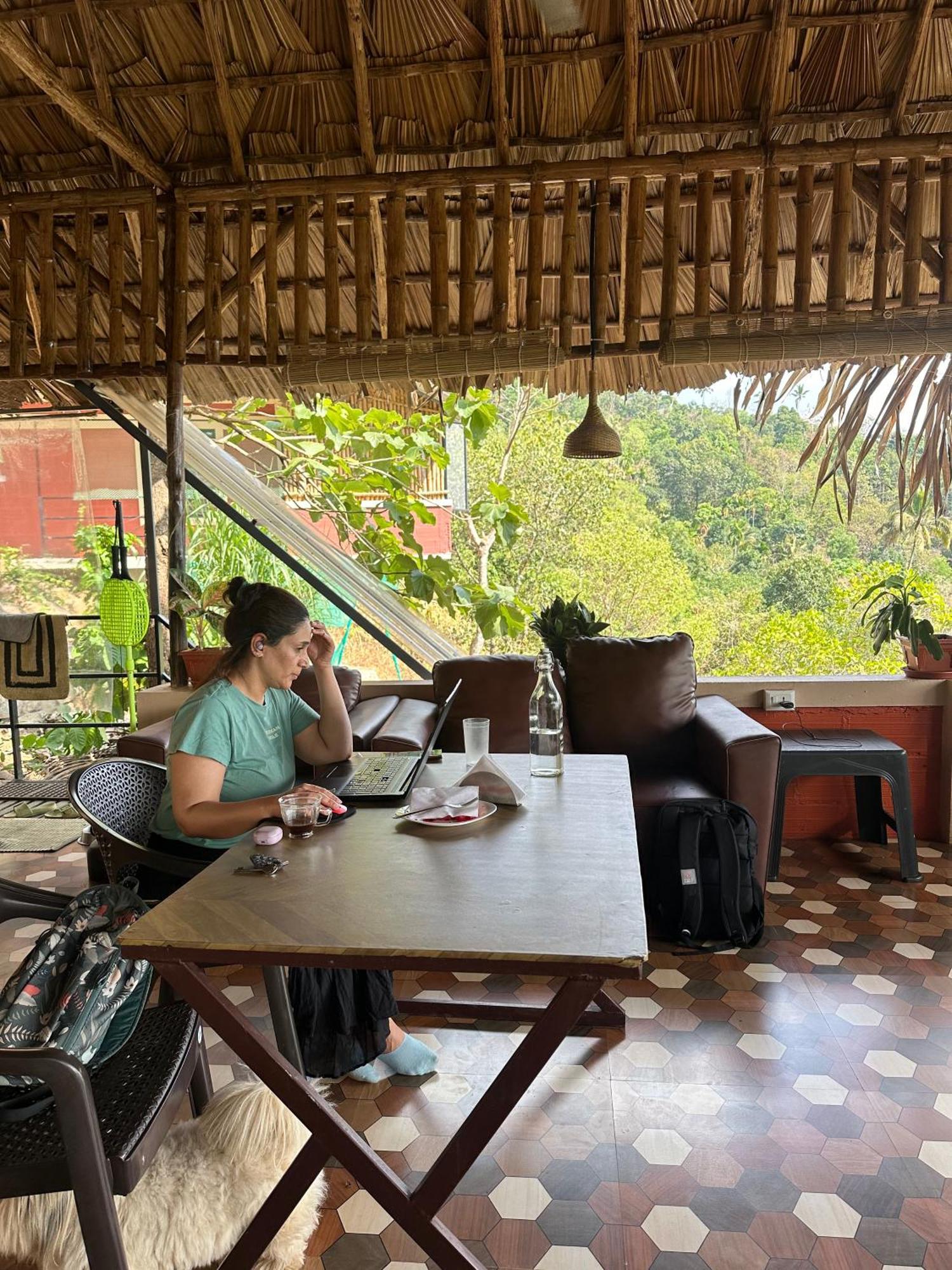 Sunset Valley Kerala Pool Resort - Serene Natural Forest Cottage Stay In Idukki With Sunrise & Sunset Panoramas, Natural Streams & Tranquil Summer Evenings Pirmed Luaran gambar