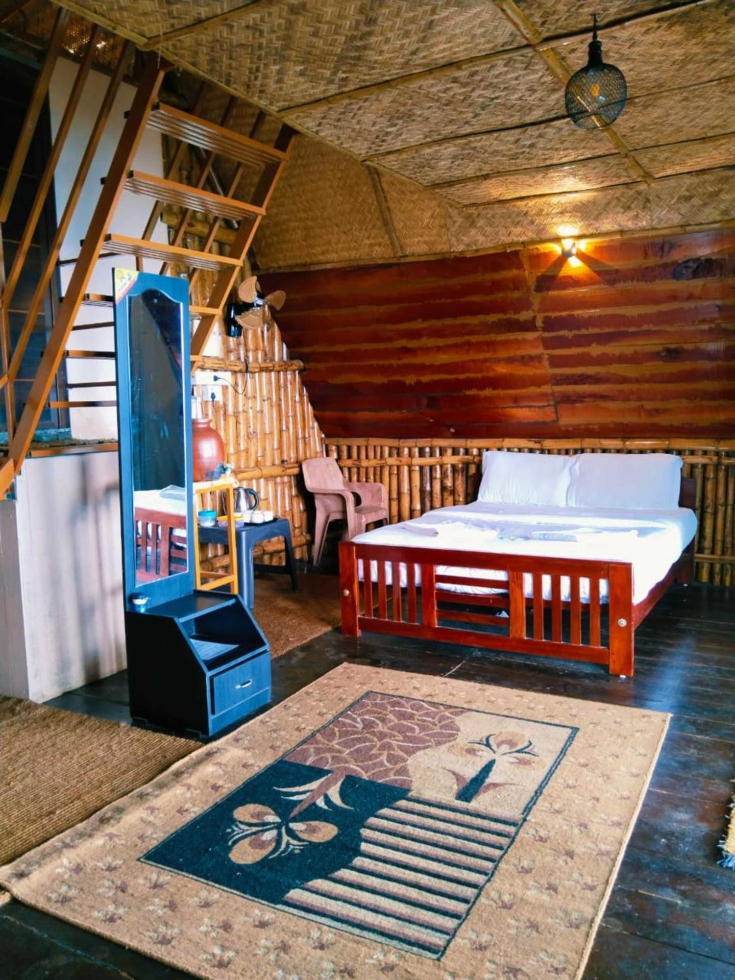 Sunset Valley Kerala Pool Resort - Serene Natural Forest Cottage Stay In Idukki With Sunrise & Sunset Panoramas, Natural Streams & Tranquil Summer Evenings Pirmed Luaran gambar