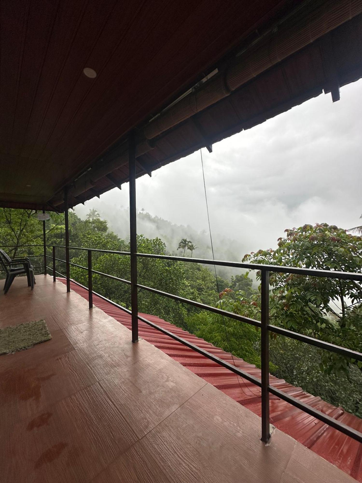 Sunset Valley Kerala Pool Resort - Serene Natural Forest Cottage Stay In Idukki With Sunrise & Sunset Panoramas, Natural Streams & Tranquil Summer Evenings Pirmed Luaran gambar