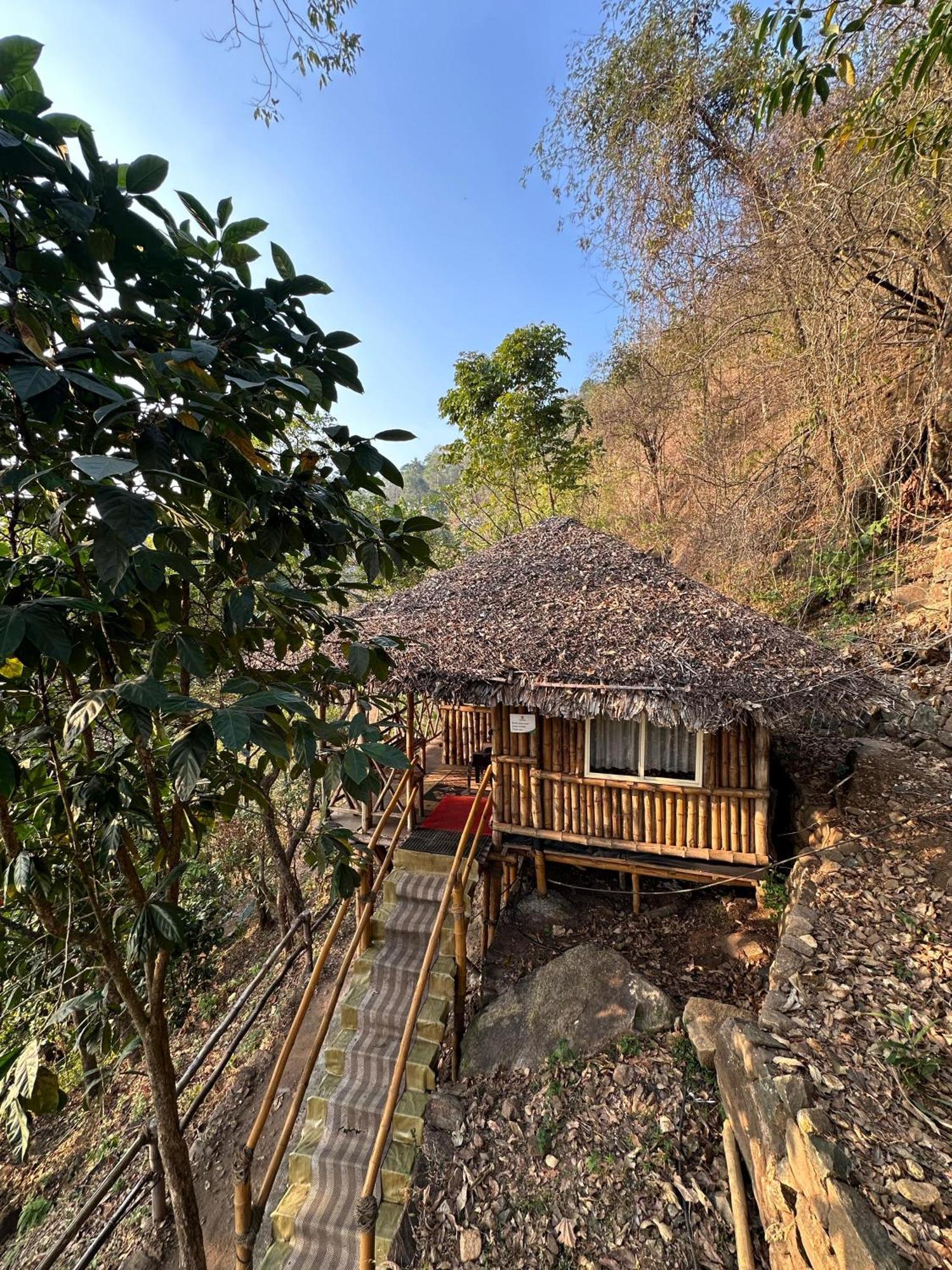 Sunset Valley Kerala Pool Resort - Serene Natural Forest Cottage Stay In Idukki With Sunrise & Sunset Panoramas, Natural Streams & Tranquil Summer Evenings Pirmed Luaran gambar