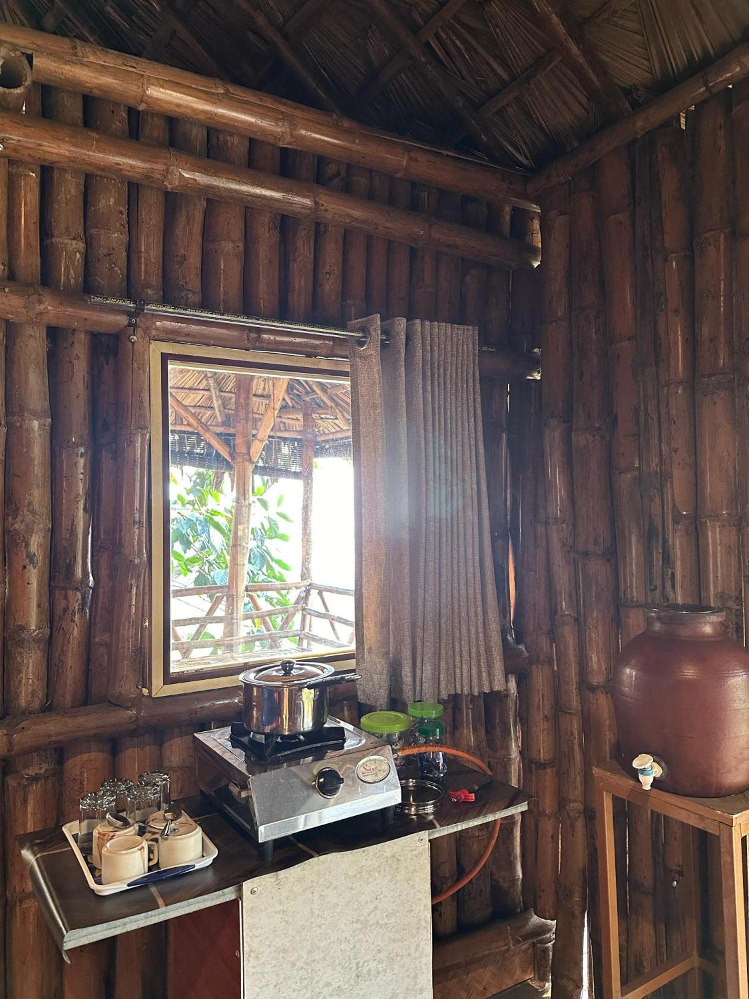Sunset Valley Kerala Pool Resort - Serene Natural Forest Cottage Stay In Idukki With Sunrise & Sunset Panoramas, Natural Streams & Tranquil Summer Evenings Pirmed Luaran gambar