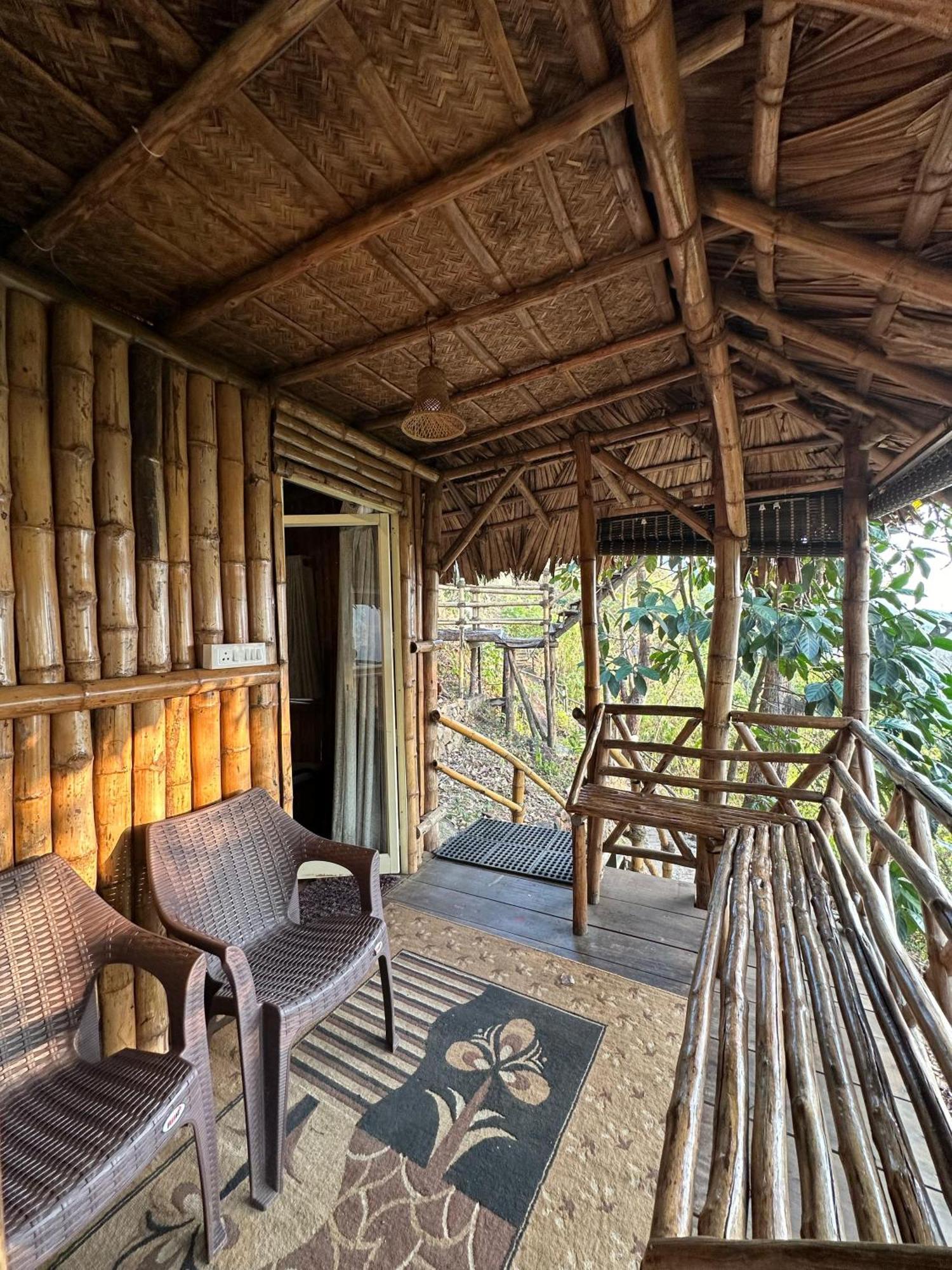 Sunset Valley Kerala Pool Resort - Serene Natural Forest Cottage Stay In Idukki With Sunrise & Sunset Panoramas, Natural Streams & Tranquil Summer Evenings Pirmed Luaran gambar
