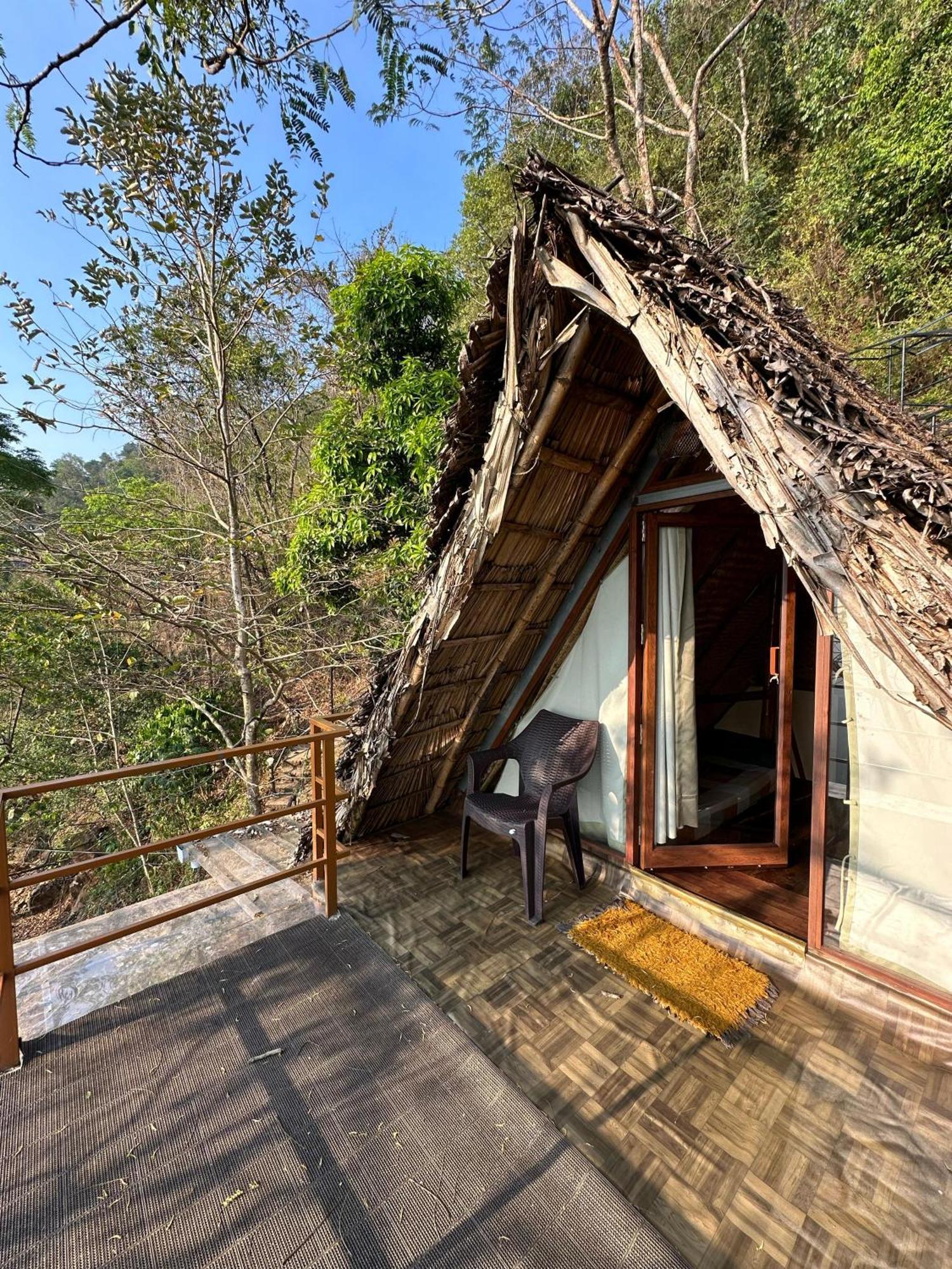 Sunset Valley Kerala Pool Resort - Serene Natural Forest Cottage Stay In Idukki With Sunrise & Sunset Panoramas, Natural Streams & Tranquil Summer Evenings Pirmed Luaran gambar